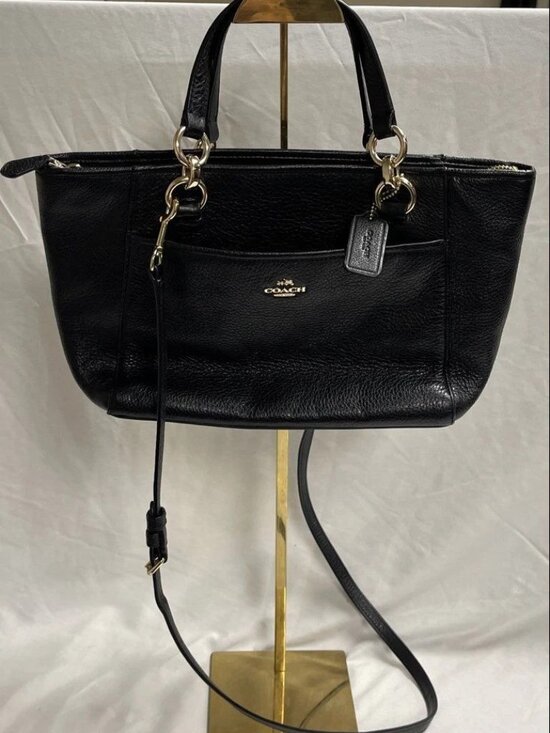 Coach Handbags - Coach Black Pebbled Leather Kelsey Satchel Crossbody Bag